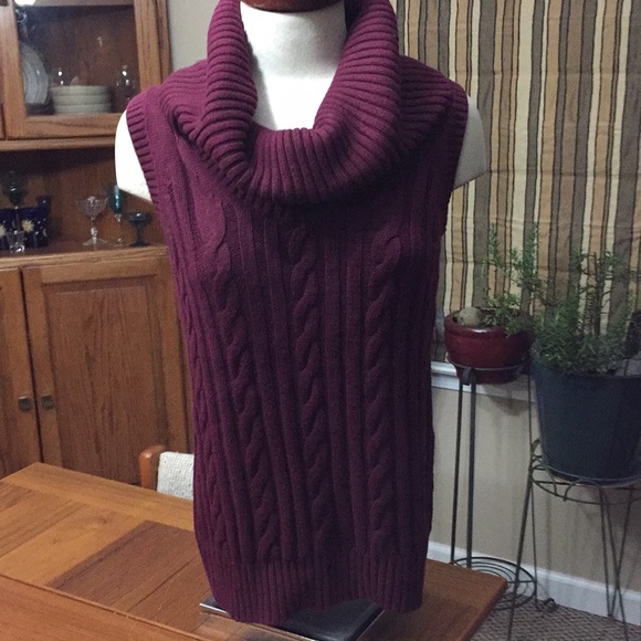 Banana Republic Sweaters - Banana Republic Medium Sleeveless Maroon Sweater